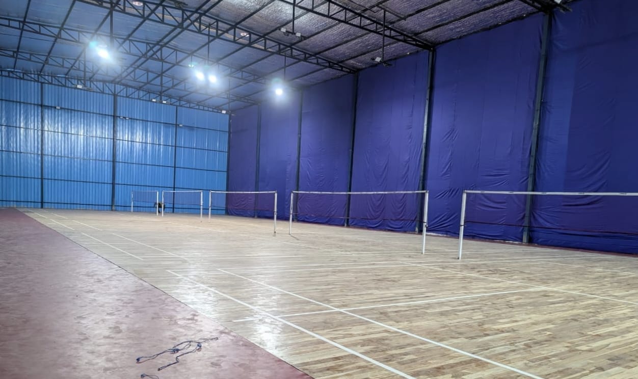 21 Points Badminton Arena