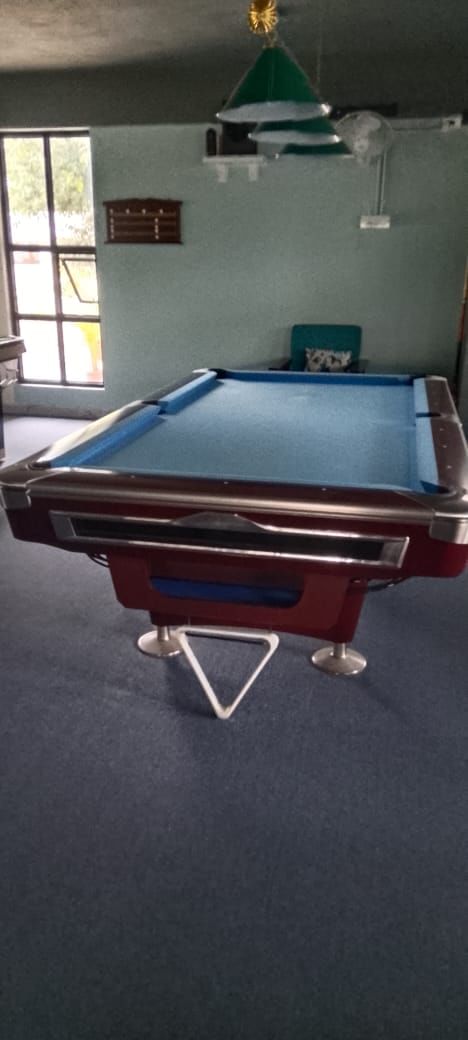 99 Billiards & Lounge