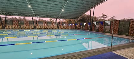 Abyss Rise Heated Swimming Academy