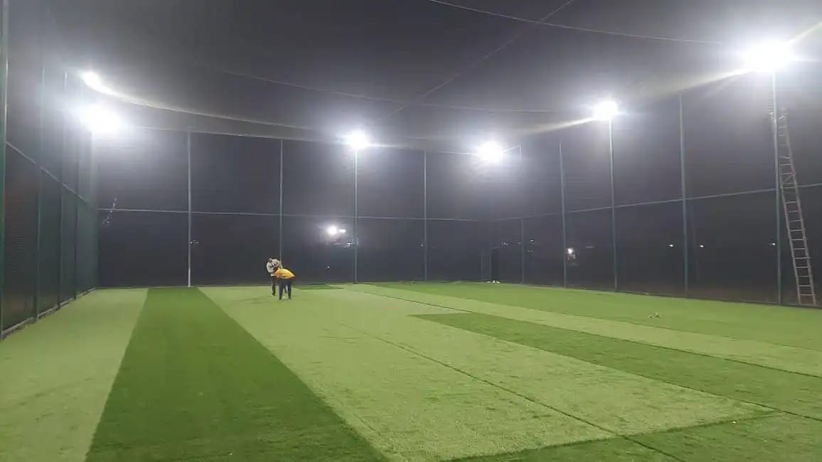 Aradhya Turf Pro
