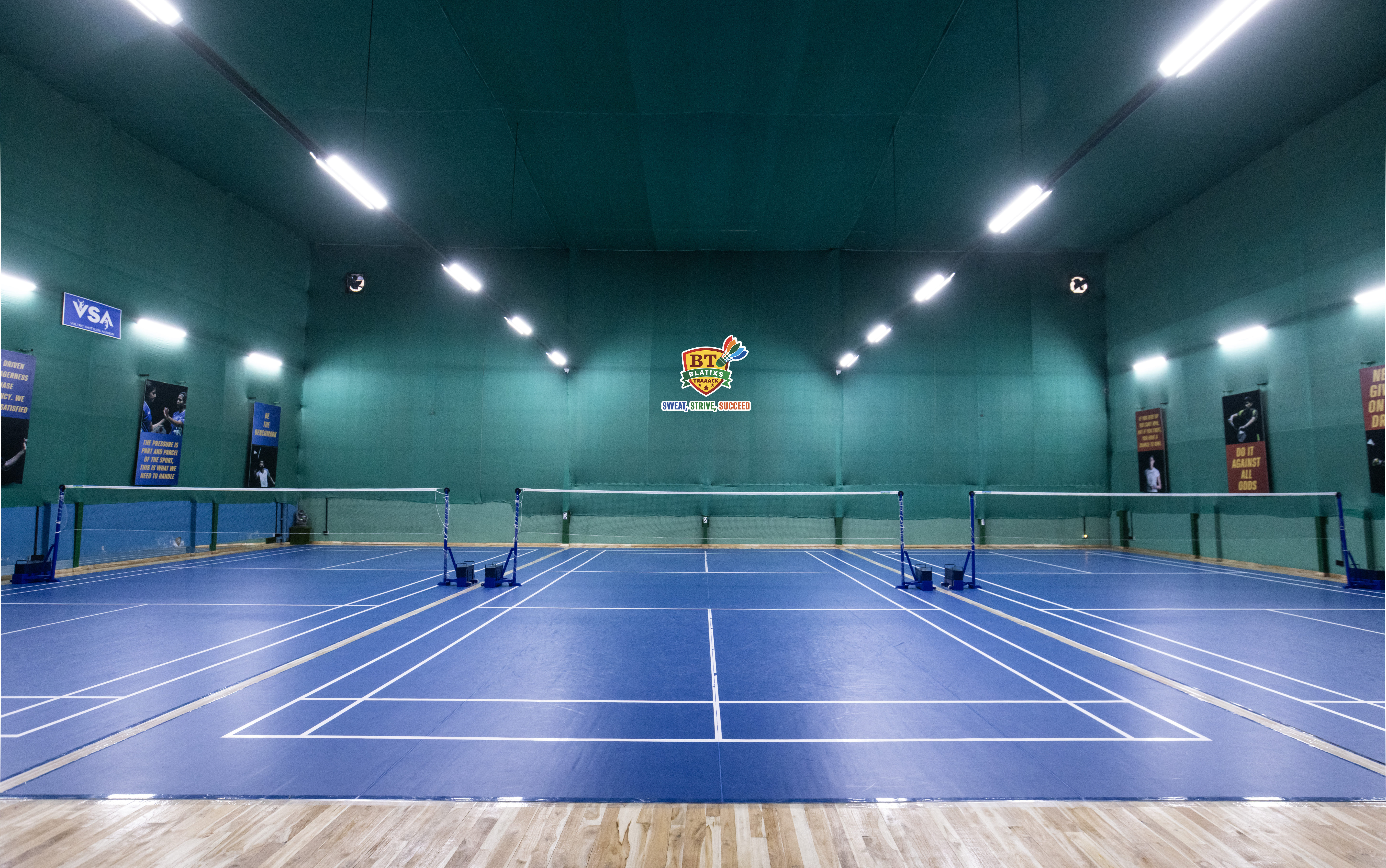 Blatixs Traaack (NIBM)