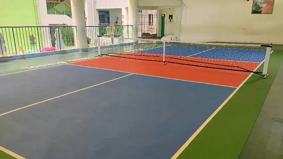 Bloomz International School