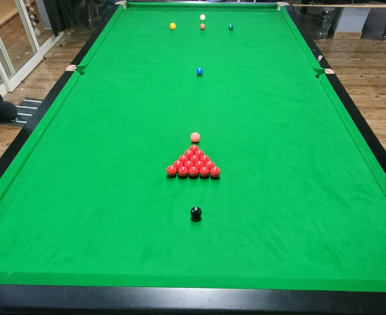 Breakthru Snookers