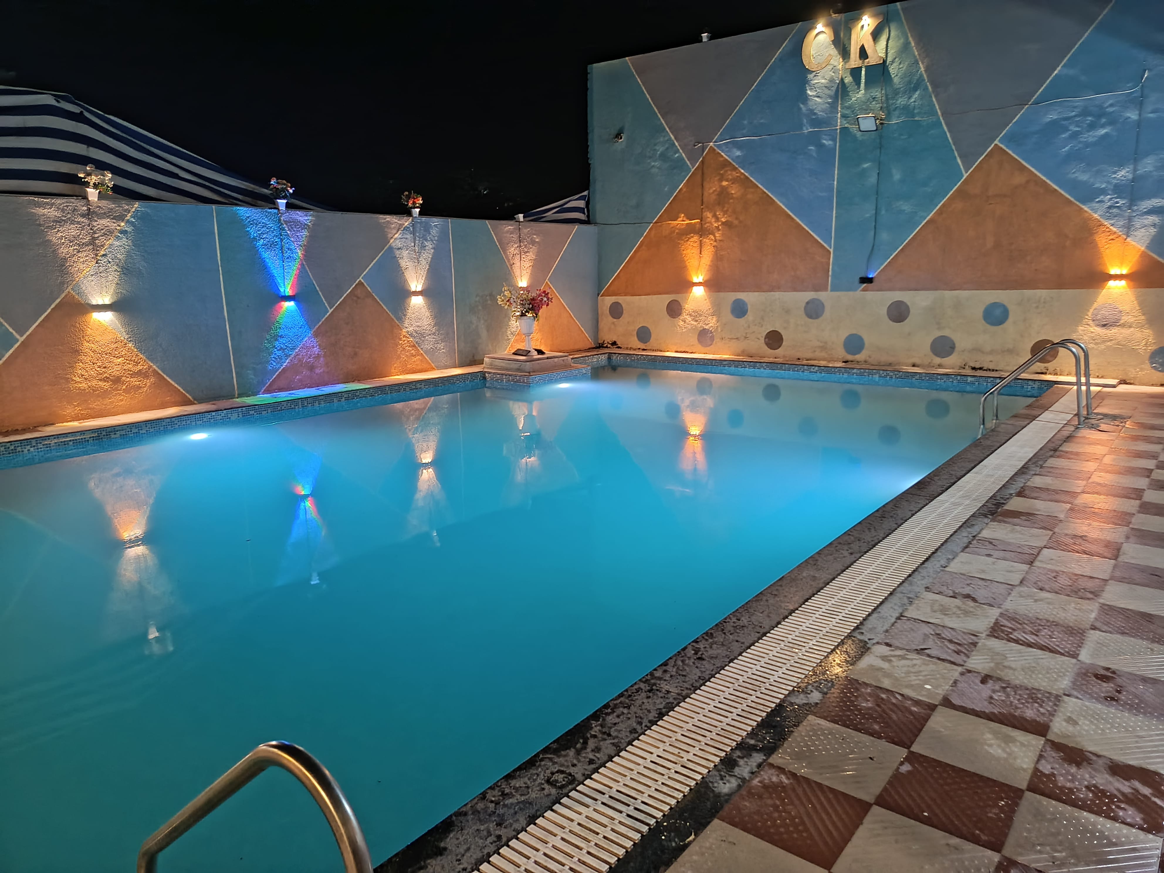 CK GYM & Swimming Pool