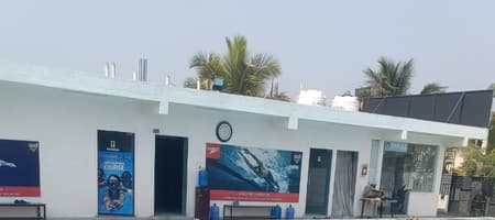 DD Sports Swimming Pool