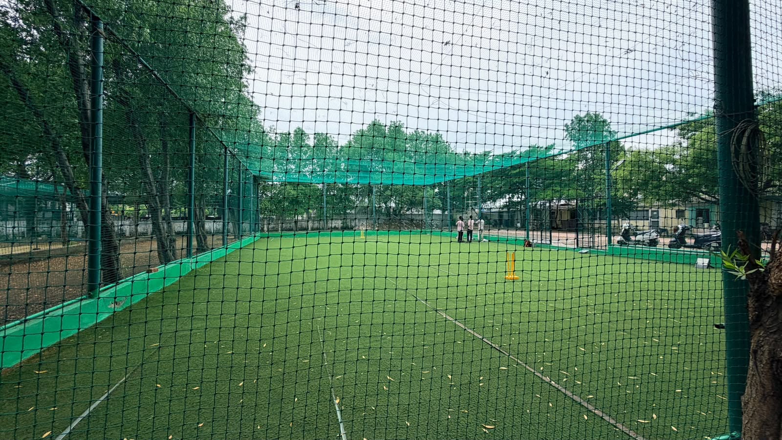 Dot Ball Box Cricket