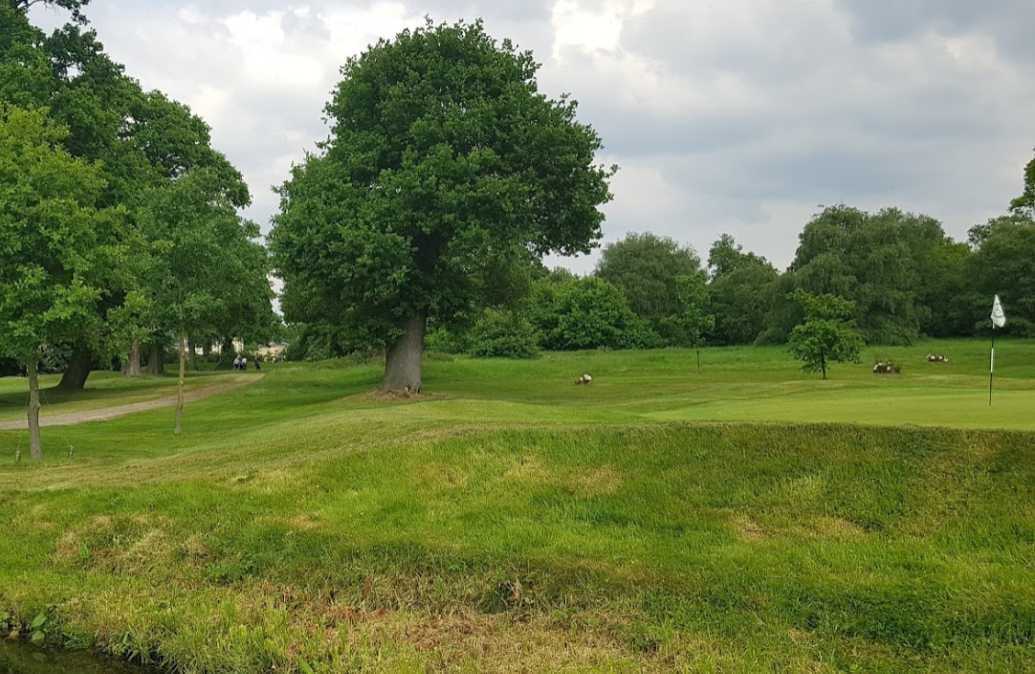Dyrham Park Country Club