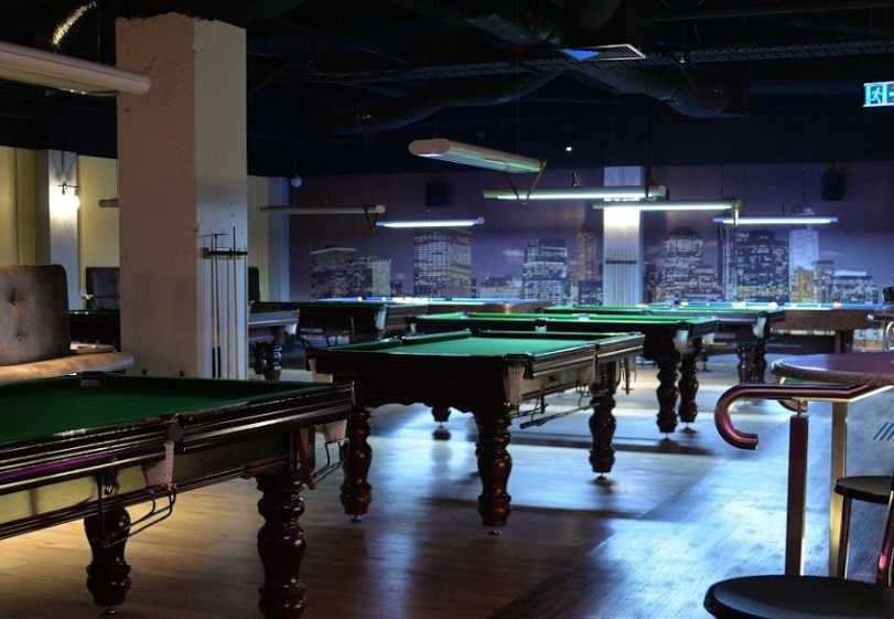 Empire Pool Lounge