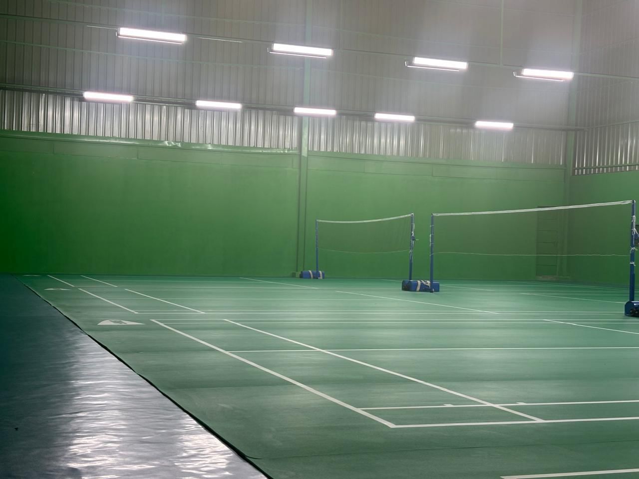Flick Badminton Court