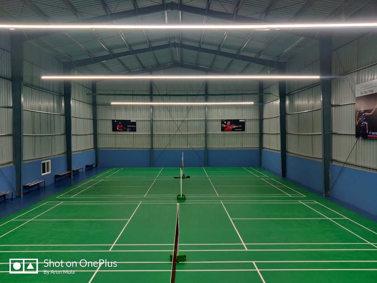 Flying Gravity Badminton Academy