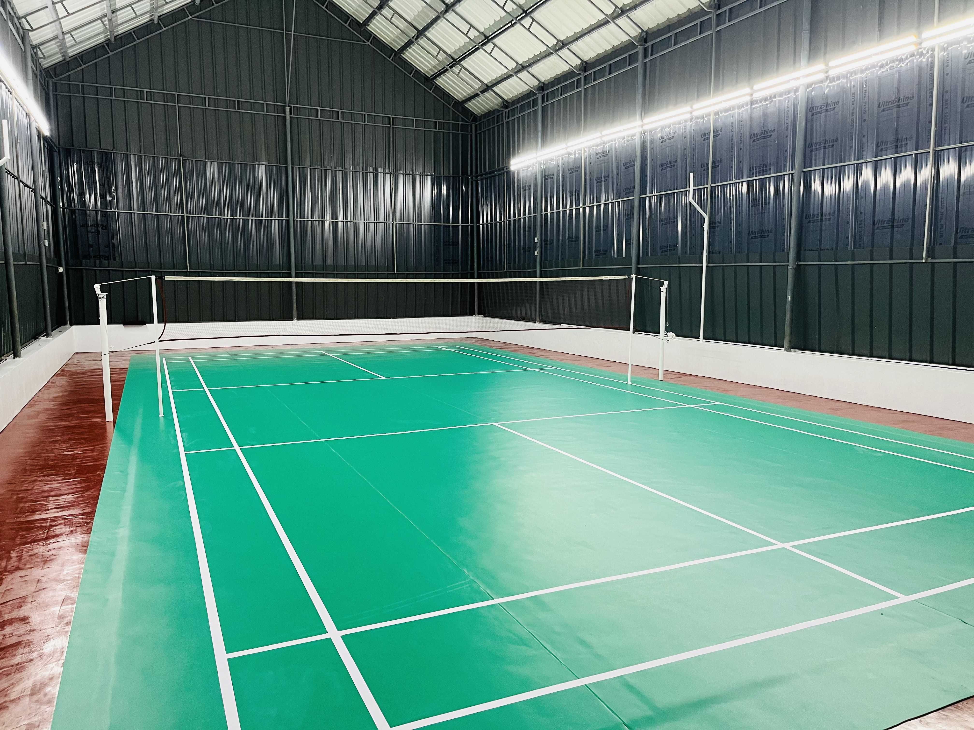 Friends Indoor Badminton Court