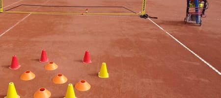 FUTURES TENNIS ACADEMY
