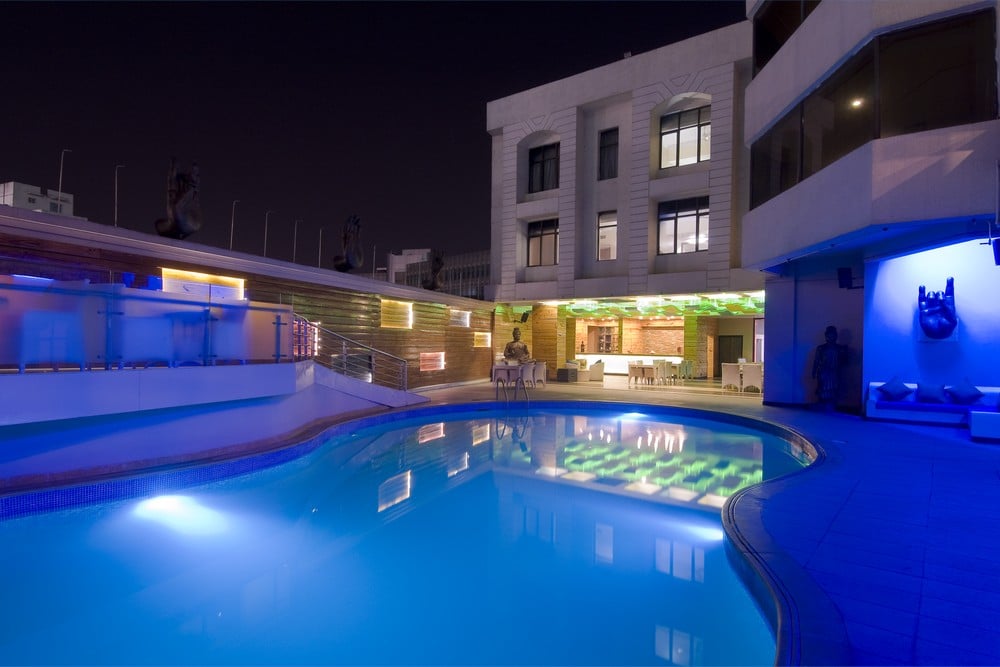 H2O poolside