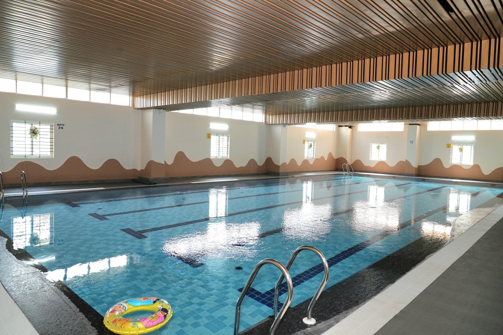 iBlitz Sports Club - Hoodi