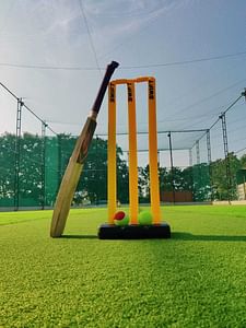 Lakeside League Sports and Cafe