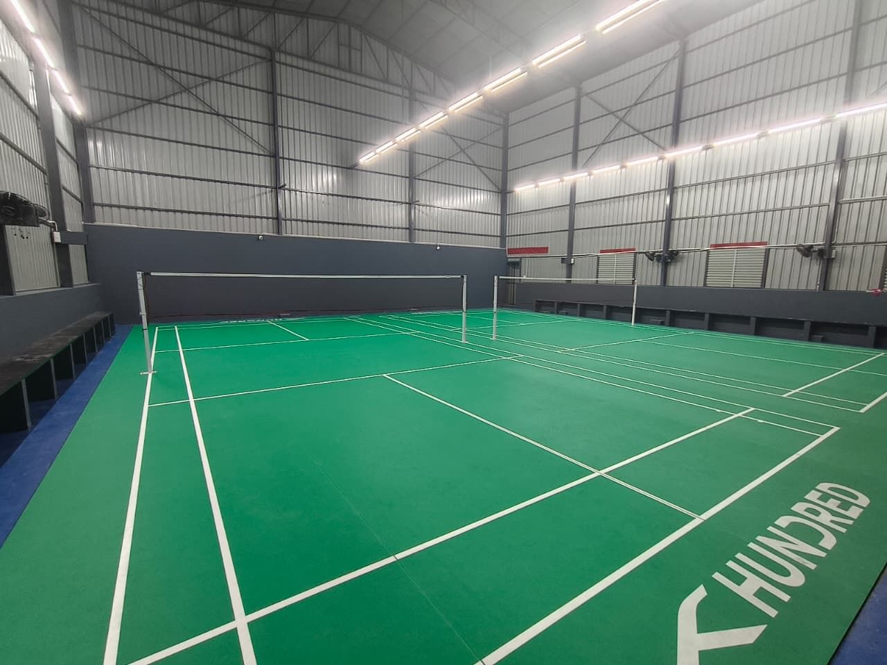 Leo Badminton Academy