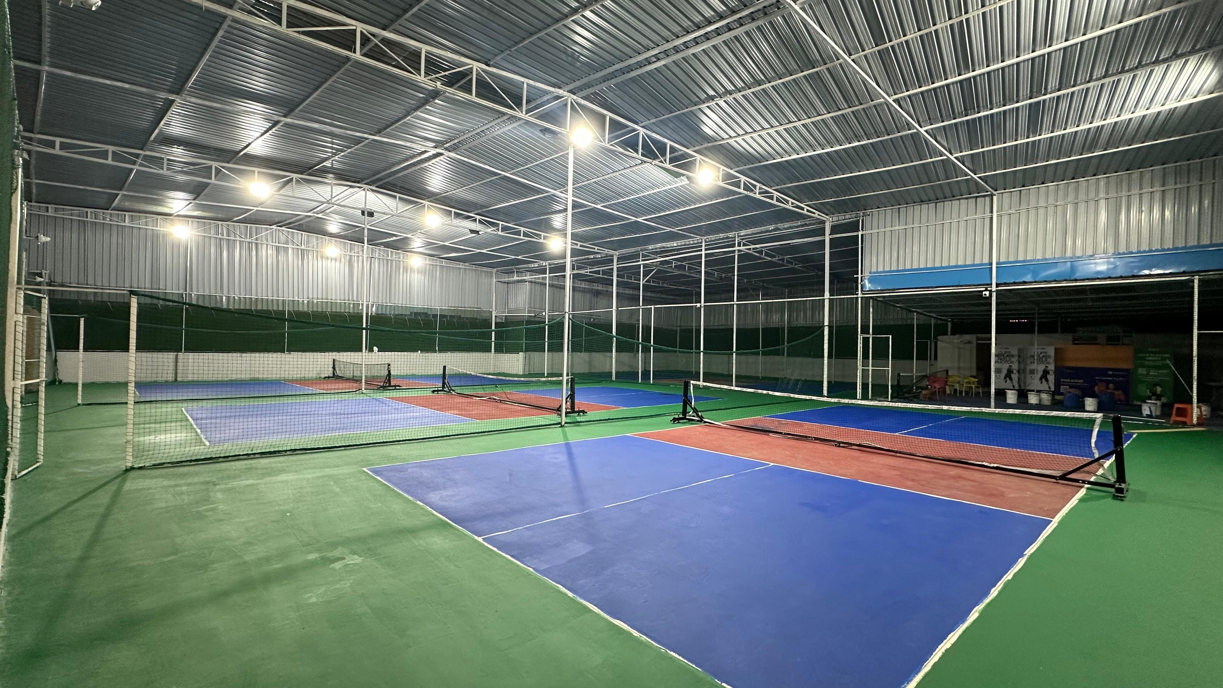 Pick-a-Ball (DeCode Sports Club & Cafeteria)