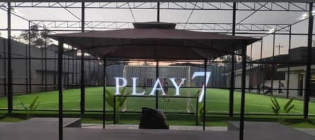 Play 7 Football Turf