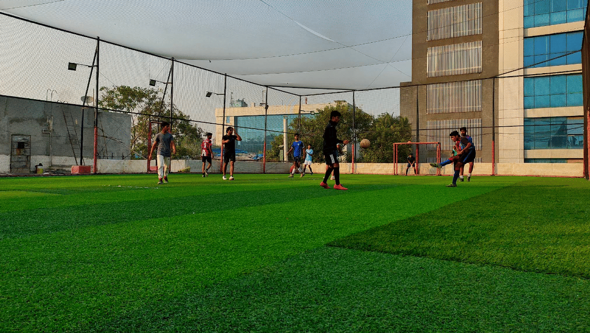 Players Turf Mahakali Caves