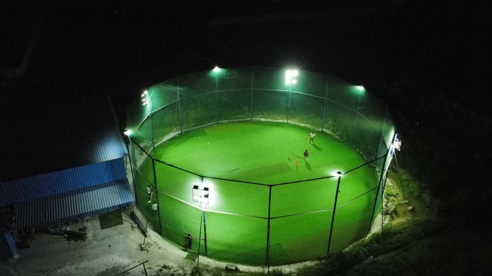 Power Play - The Circle Turf