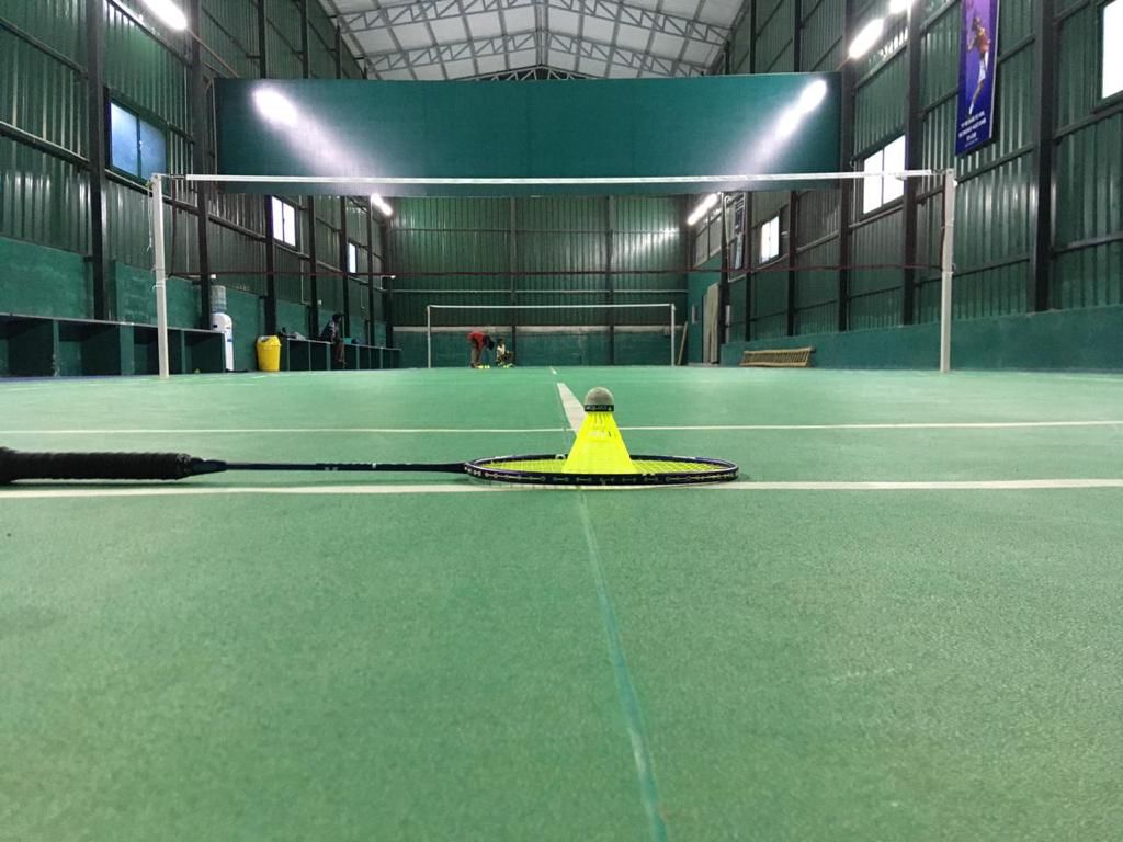 Prime 16 Feathers Badminton Academy