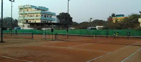 Professional Tennis Academy - Challenger's Tennis