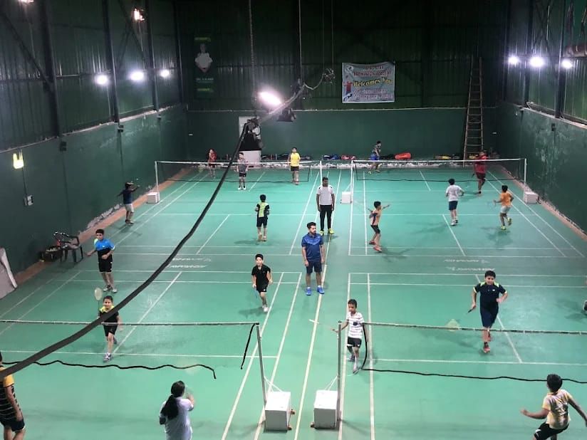 Rising star badminton academy