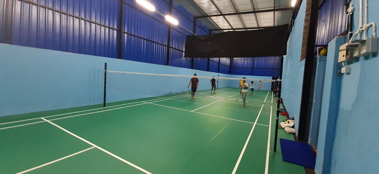 Badminton academy deals