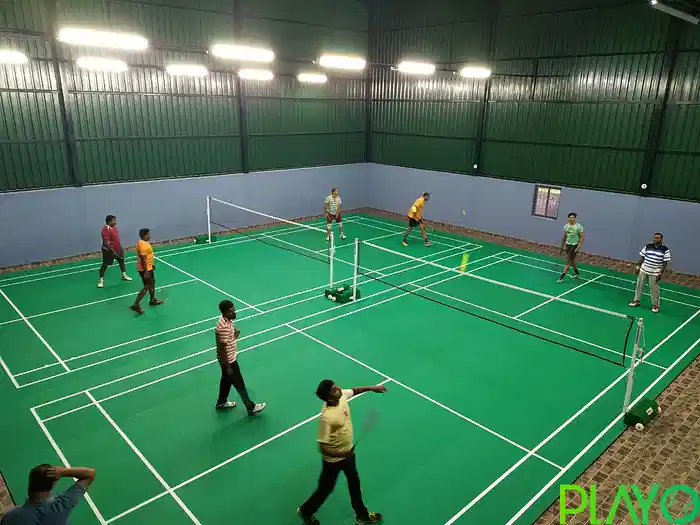 Serve & Smash Badminton image