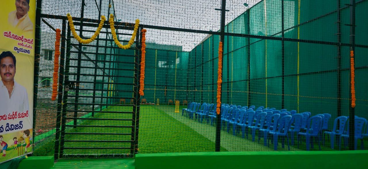 Six & Out Box Cricket