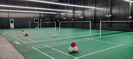 Smashers Badminton Hub