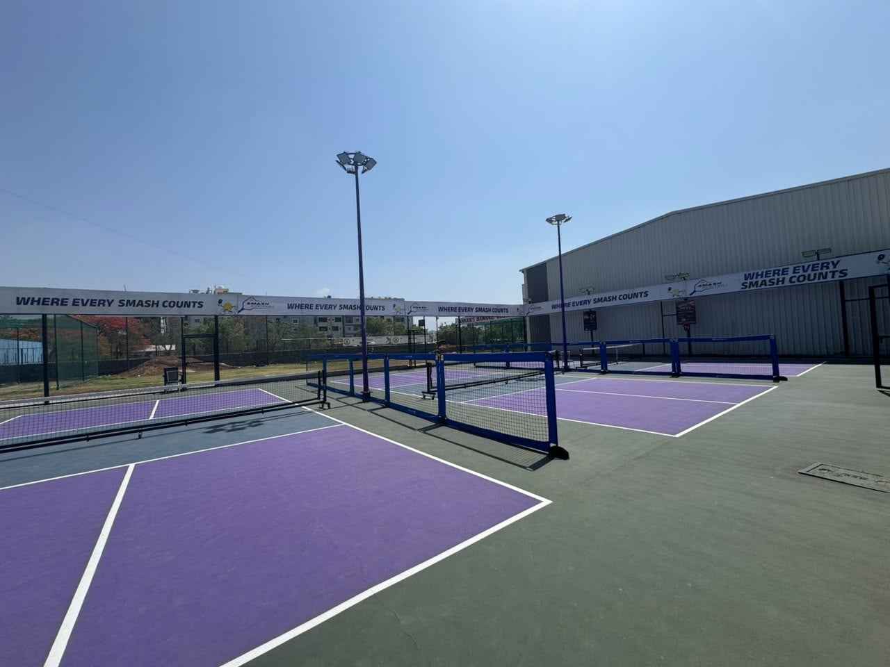 Smash Pickleball