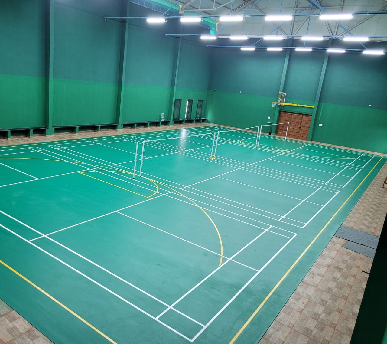 Play 365 Badminton