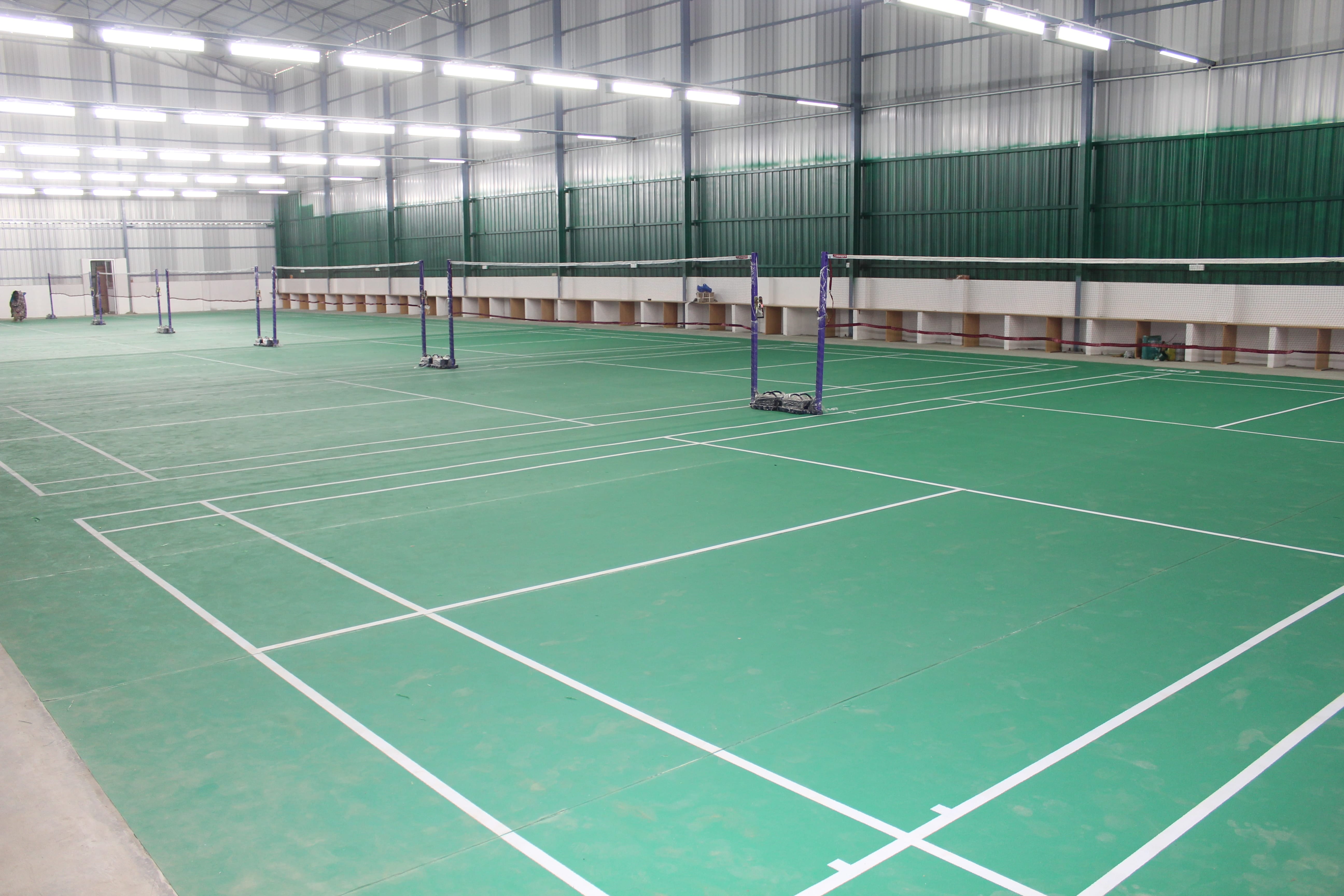 Stop and Play Badminton Academy