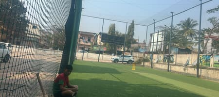 The Legend's Turf Kalepadal Hadapsar