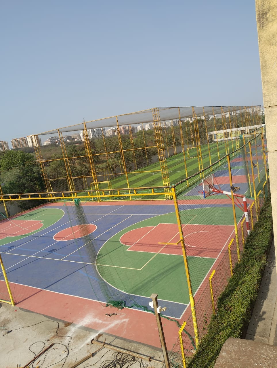 Titans Turf, Dumas Road