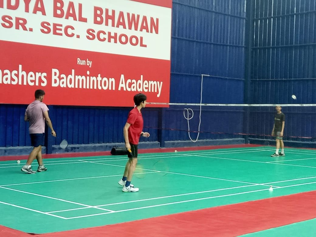 Top Smashers Badminton Academy