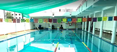 Waves Swim Academy